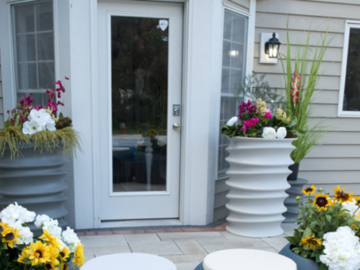 modern hospitality planters outdoor